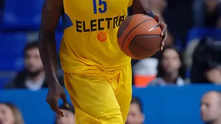 Otras ligas: Xinjiang vence a DongGuan en el duelo entre 1º y 2º en China. Doron Perkins, triple-doble en Israel