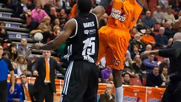 La Noche Americana: Gasol & Randolph, demasiado para los Bulls en la prórroga; los temporeros Gelabale y Chris Johnson relanzan a los injured Wolves; tope del curso en ataque para Ilyasova