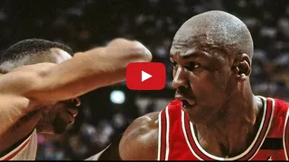 Hace 25 años Michael Jordan y Stacey King unieron sus fuerzas para anotar 70 puntos