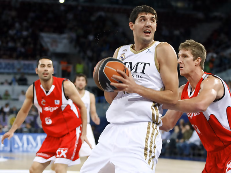 Mirotic, mejor jugador no estadounidense fuera de la NBA