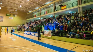 Blair decide sobre la bocina el derbi gallego. Castelló cae y Cáceres acecha