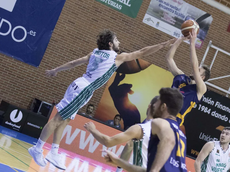 Sutina y Popadic, triples ganadores para Lleida y Clavijo. Ourense vence en la prórroga