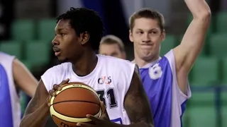 Ike Okoye, la pieza que faltaba en Quesos Cerrato Palencia