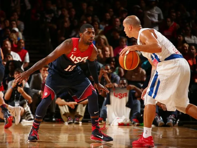 USA barre del mapa a Puerto Rico con una defensa y un Curry tremendos (112-86)