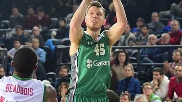 El Coosur Betis pone sus ojos en Shannon Evans y Dairis Bertans