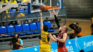 Colton Iverson deja Laboral Kutxa para ir a Karsiyaka. Baskonia emprende acciones legales