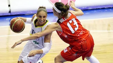 Las Mercury vencen por 29 puntos de margen y culminan un récord histórico