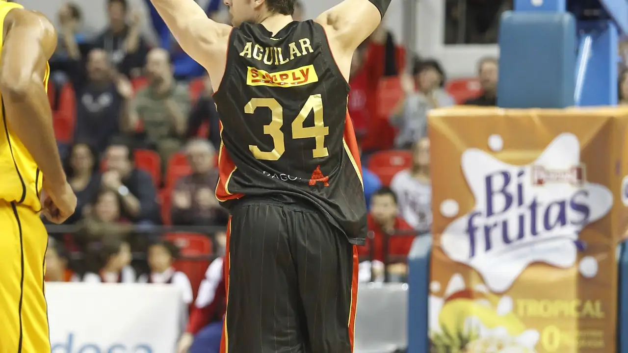 Pablo Aguilar completa el juego interior de Valencia Basket