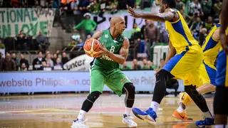 El Maccabi de Tel Aviv toca fondo. pierde de 35 ante el Maccabi Haifa de DiBartolomeo