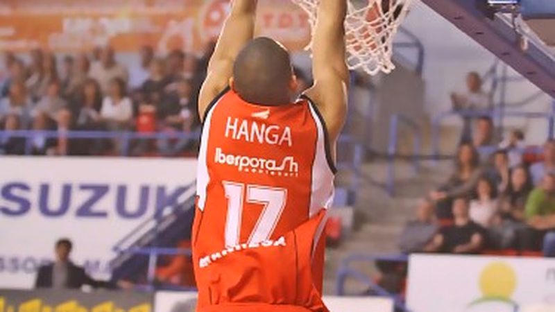 Adam Hanga, el húngaro volador