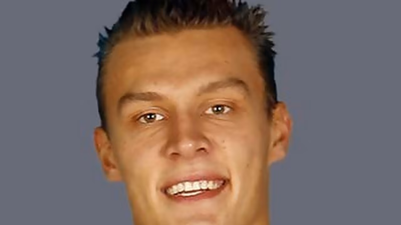 El <i>center</i> de los Warriors Andris Biedrins jugará el Eurobasket