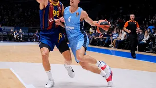 El Barça se enreda en la táctica de Xavi Pascual y el Zenit da otra sorpresa (74-70)