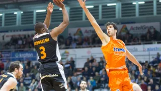 Breogán suma y sigue; Palencia estrena pabellón con victoria; COB sigue venciendo