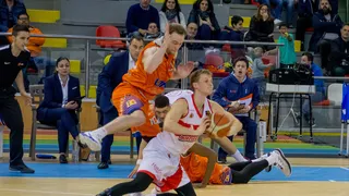 Manresa y Palencia sobreviven y fuerzan el quinto; Prat-Melilla, primera semifinal