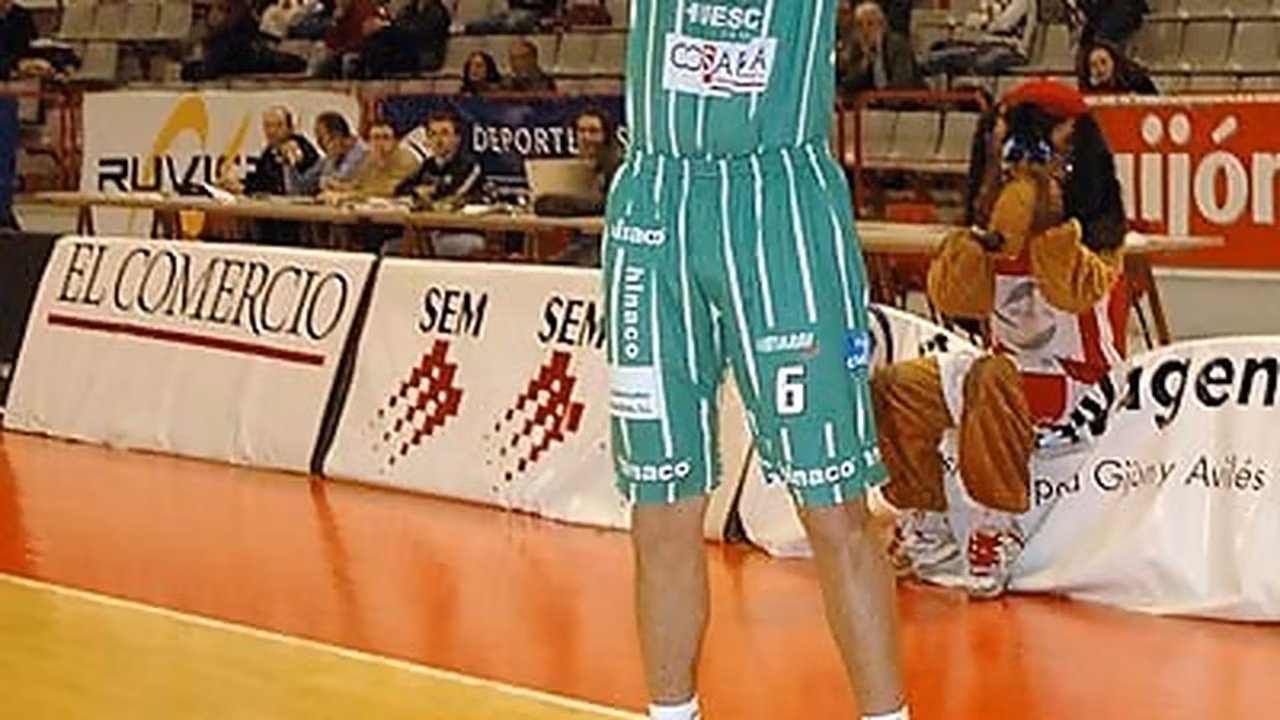 Marc Axton, décimo jugador del COB