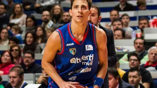 Fede Van Lacke, el plan B de Regatas si Paolo Quinteros no renueva