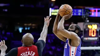 Around NBA: Atkinson seguirá en Warriors; Harden alargará su vínculo junto a 76ers