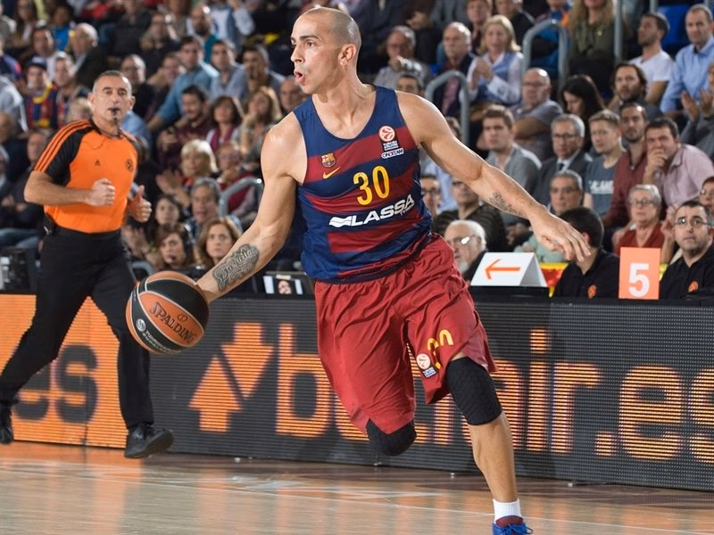 Primer dolor de cabeza del 2016 para Xavi Pascual: Carlos Arroyo cae lesionado