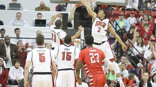 Condenan a 8 años de cárcel al ex NBA Keon Clark