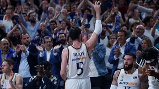 El WizinkCenter se rinde ante Rudy Fernández, quien acercó al Real Madrid a otro título