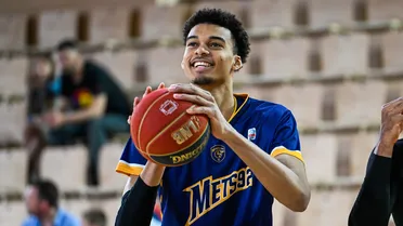 Wembanyama elige entre Michael Jordan y LeBron James