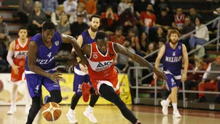 Melilla conquista Manresa; Prat no falla en Huesca; Coruña sigue creciendo