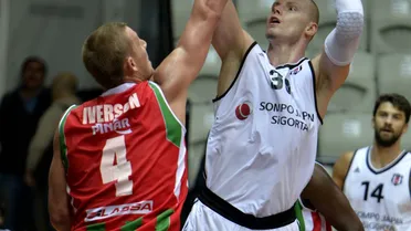 VÍDEO Debutan Slaughter, Green, Iverson y Lampe en una jornada teñida de negro