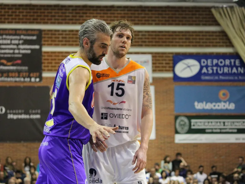 Oviedo pone fin a una temporada de ensueño y habrá final castellana