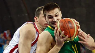 EL- J6 (miércoles); Kleiza acaba con el Orleanaise, Real Madrid homenajea a Fernando Martín, Unicaja cae por primera vez y Caja Laboral mejora