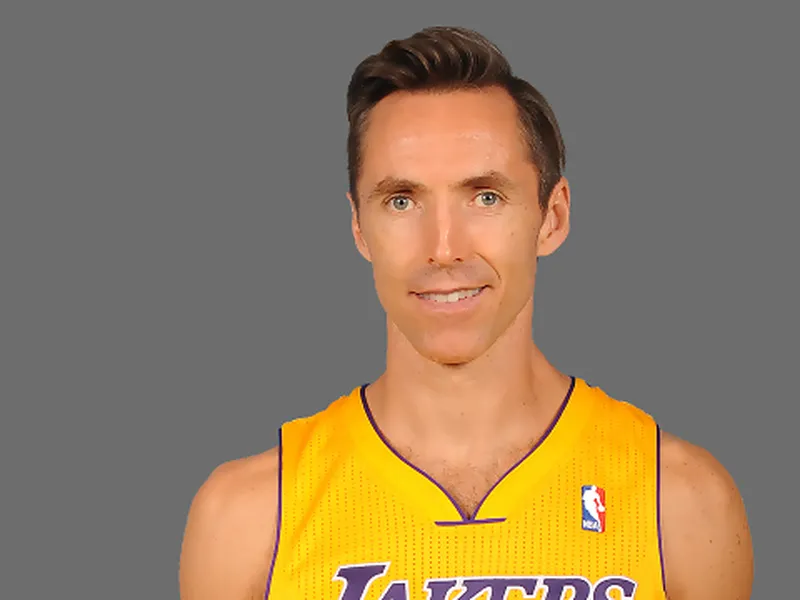 La Noche Americana: Vuelve Nash y victoria de Lakers en Oakland. Hay cosas que no cambian: Kobe, 41 tiros de campo. Cousins, suspendido indefinidamente por los Kings. Minutos de calidad para Claver