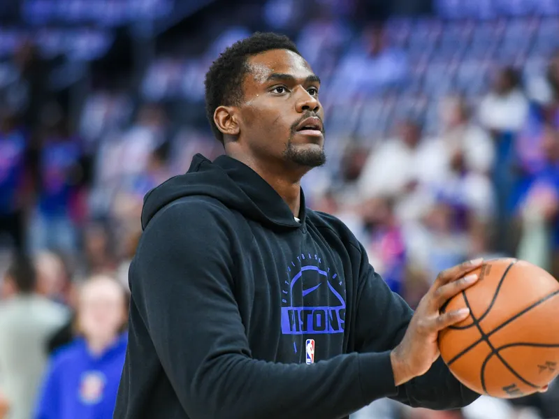 Los Pistons hacen un gesto para retener a Jalen Duren