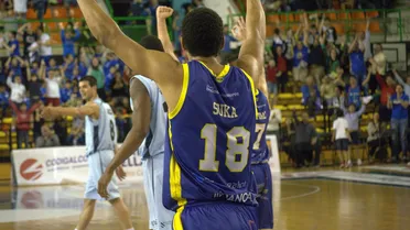 Ourense empieza fuerte en la gran final. Aplasta a Breogán (+31) y pone el 1-0