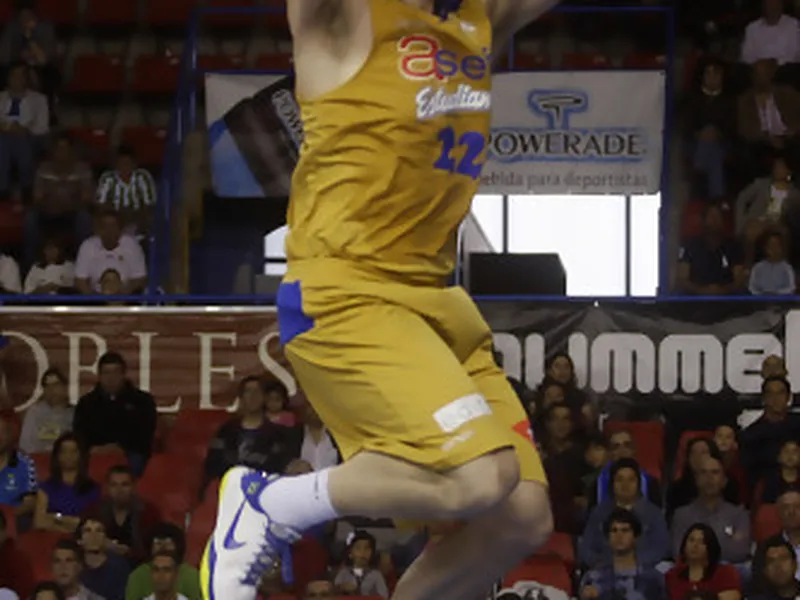 Protagonistas ACB en Abril: MVP, entrenador y equipo del mes, Quinteto Ideal y otros jugadores destacados
