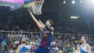 El Barça Lassa apaliza a Obradoiro para ser líder de la Liga Endesa (102-58)