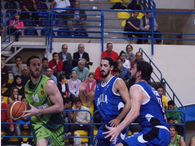 Melilla Baloncesto adquiere a Pablo Almazán para su juego exterior