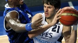 ¡Ligas Ext: Dedovic, MVP en Italia; Fenerbahce sigue invicto y Bamberg no da tregua en Alemania; huelga de los jugadores de la Cibona y sobornos en Francia; Calathes, MVP semanal con 52 de valoración!