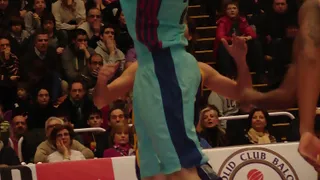 Huertas ilumina a un Barça muy gris para vengarse del Blancos de Rueda (82-88)