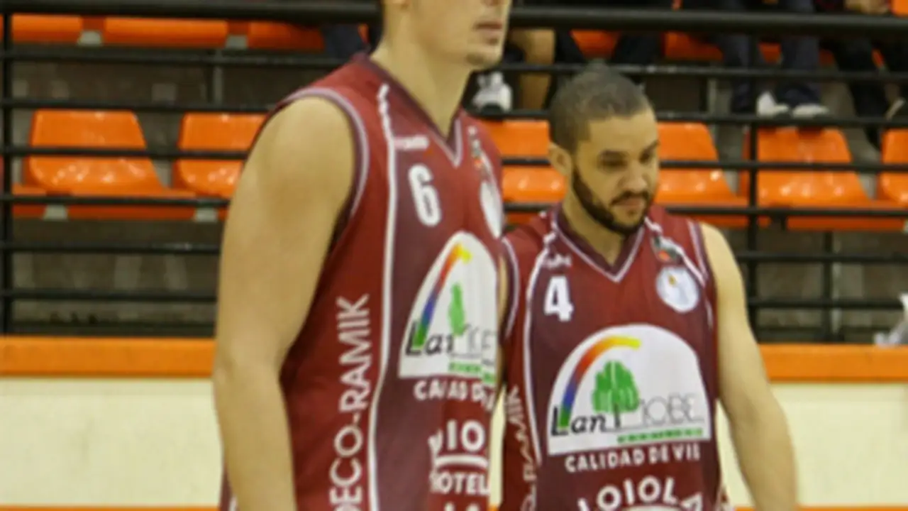 Chris Mortellaro cierra el juego interior de Palencia Baloncesto