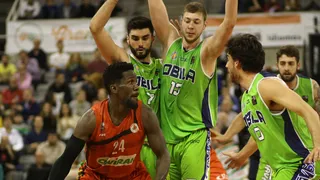 Granada y Lucentum dilapidan el factor cancha