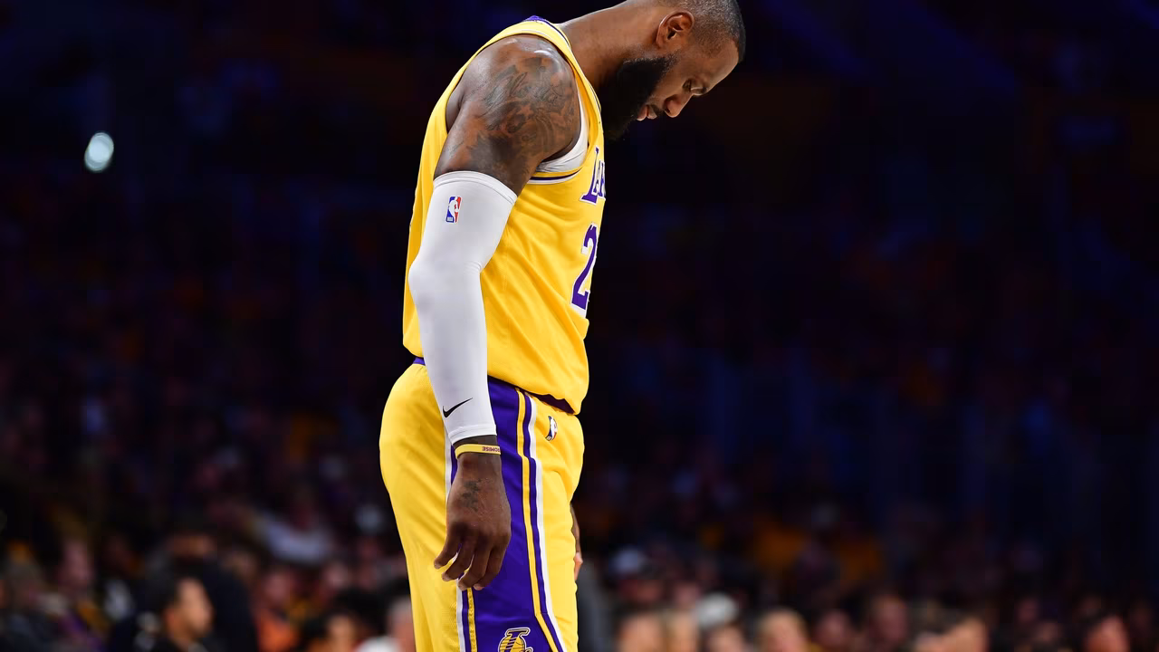 LeBron James NO contesta sobre su futuro en Los Angeles Lakers