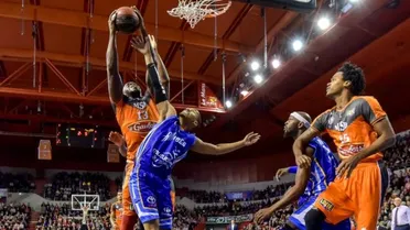 Pro A (J19) – Espectacular: Mathias Lessort (20 años) suma 50 de valoración ante Mónaco