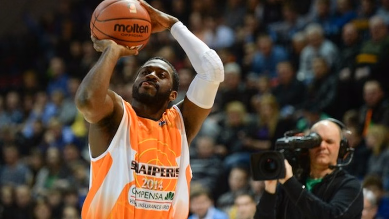 Rytas, del 82-72 al 82-83 en 47 seg. VEF pierde ante un rival 67 veces peor