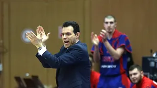 El mal perder de Itoudis: “Lo de hoy no ha sido baloncesto, sino lucha libre”