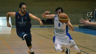 Zengotitabengoa, más madera para Melilla; Guille Justo, un tirador para el Planasa