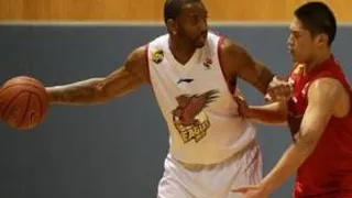 Liga China: Arenas, Yi Jianlian, McGrady debutan en China. Marbury sigue mandando. La aventura de Mateo y Aurioles. T-Mac critica los test de la competición