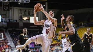 Españoles NCAA (Veteranos): Aurrecoechea y R.Vilà destacan. Eric vuelve a la titularidad