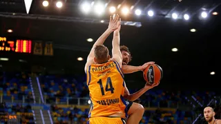 Rudy Fernández rompe el equilibrio (67-75)