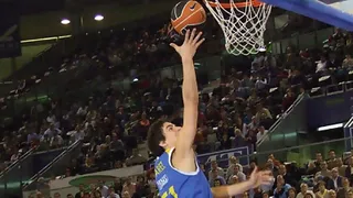 MMT Estudiantes consigue la sexta consecutiva en un partido muy extraño (con galería)