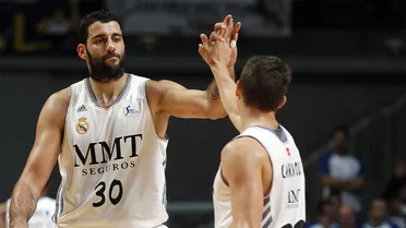 Severo correctivo blanco; Milán se rehace y Olympiacos gana el duelo del día