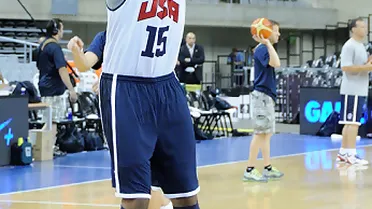 Knicks ridiculizan a Nets; 600 victorias de Rivers y Boozer-Noah imparables